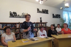 1 высткпает галина гордиенко