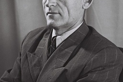 535px-Meir_Argov (1)